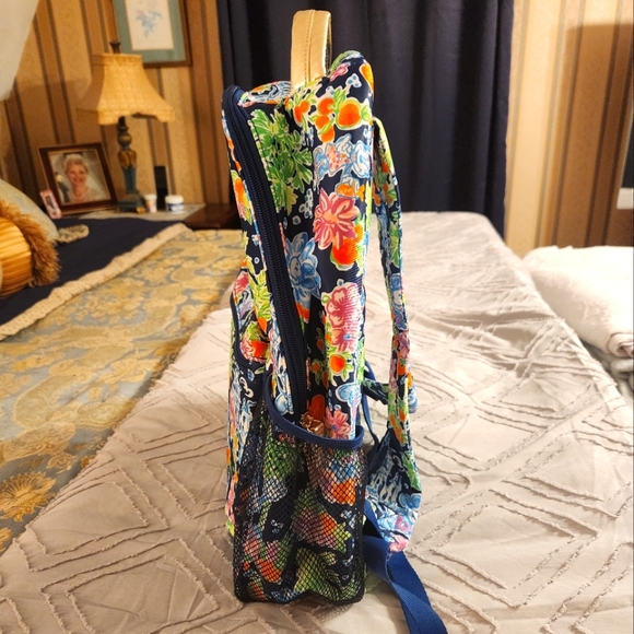 Disney Parks Collection x Lilly Pulitzer Large Backpack - Picture 2 of 8